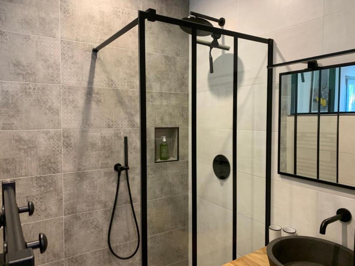 La Parenthese Saint Donat Hotel Aix-en-Provence Bagian luar foto
